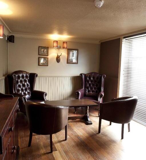فندق The Crown Inn