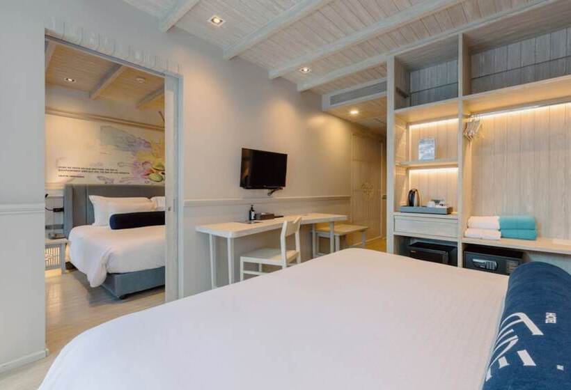 Fotos del hotel The Tide Beachfront Siray Phuket:  16