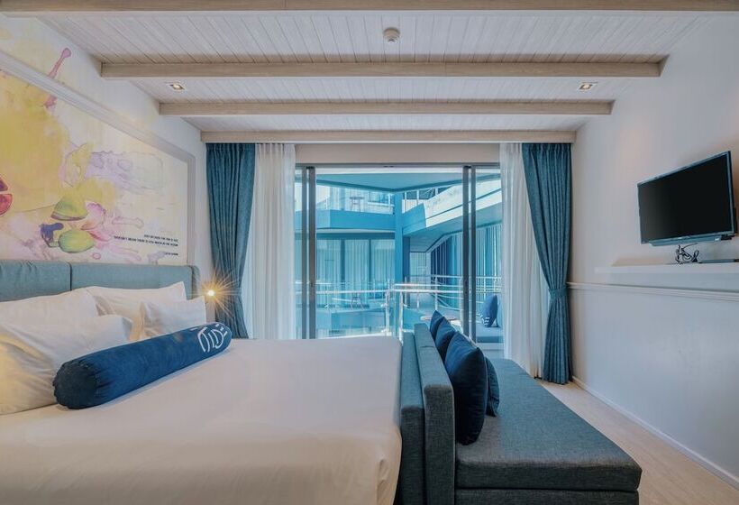 Fotos del hotel The Tide Beachfront Siray Phuket:  23
