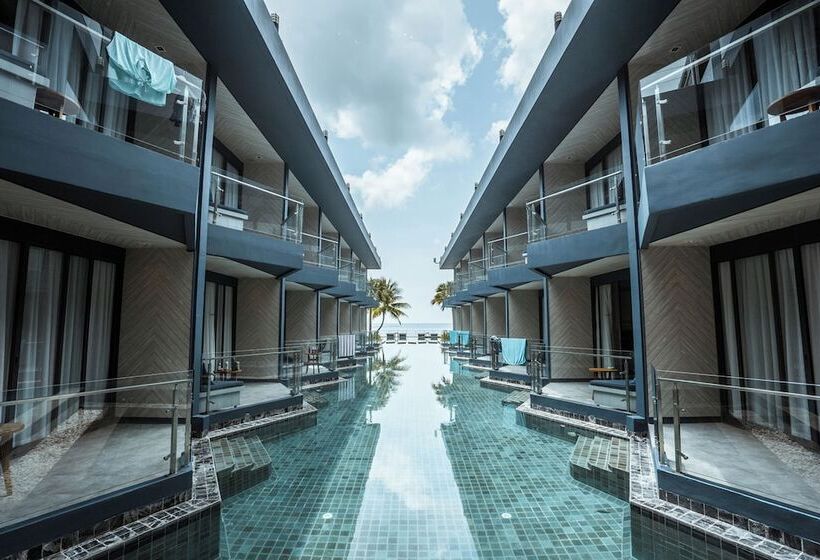 Fotos del hotel The Tide Beachfront Siray Phuket:  26