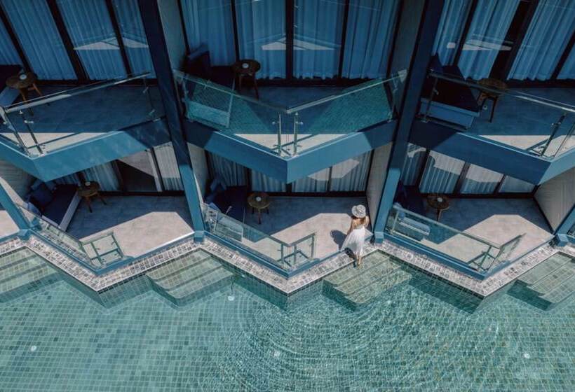 Fotos del hotel The Tide Beachfront Siray Phuket:  6