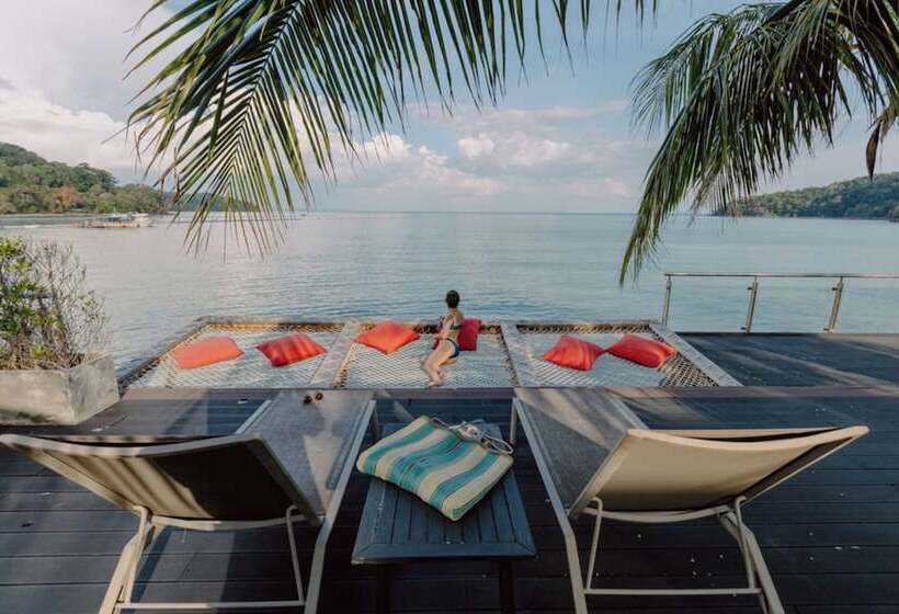 Fotos del hotel The Tide Beachfront Siray Phuket:  30