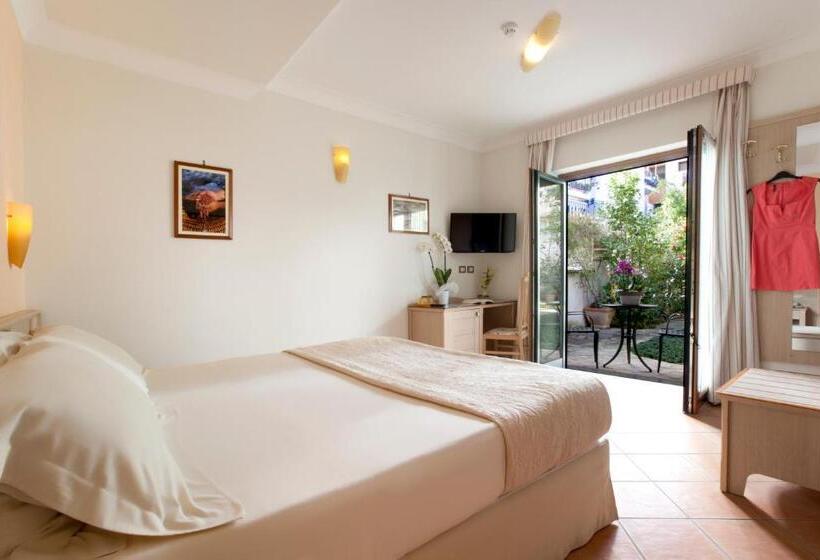 پانسیون Relais Villa Angiolina