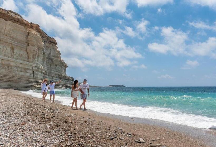 استراحتگاه Cap St Georges Villas
