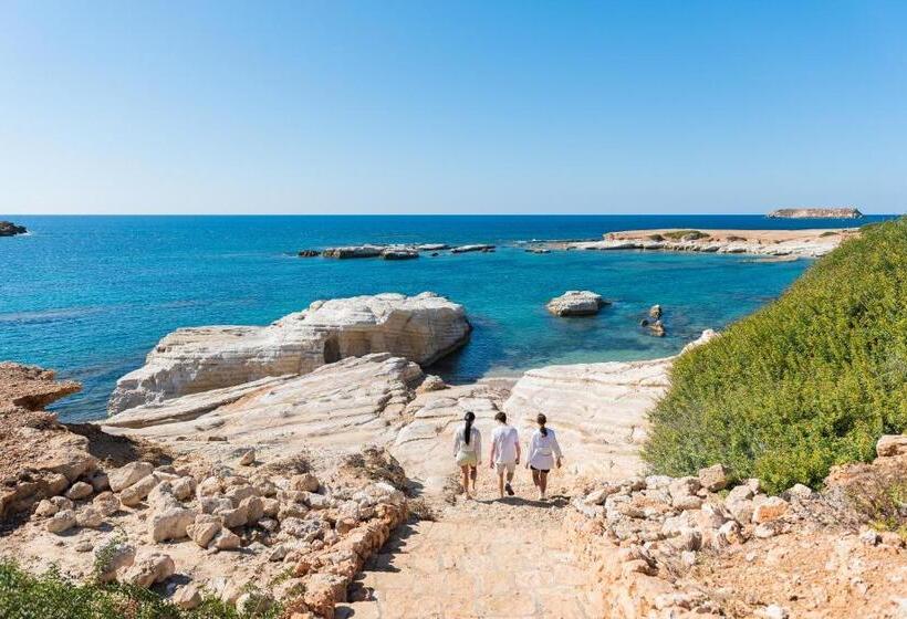 استراحتگاه Cap St Georges Villas