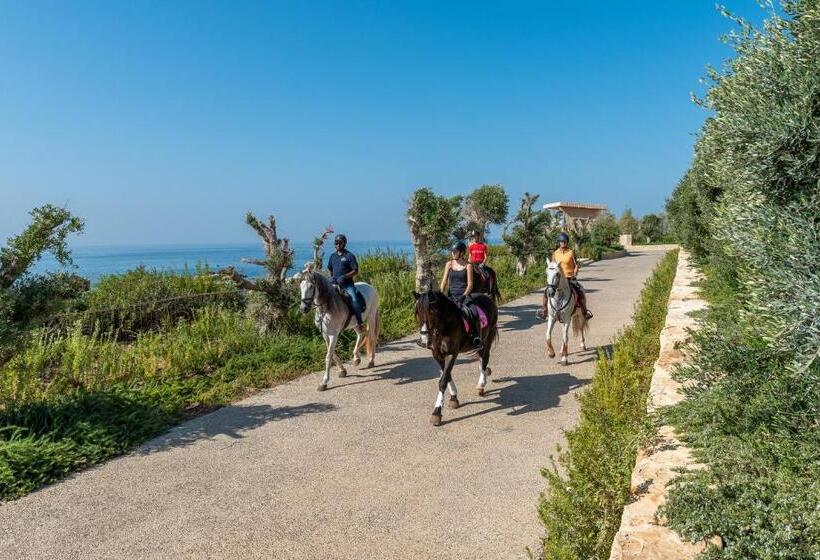استراحتگاه Cap St Georges Villas