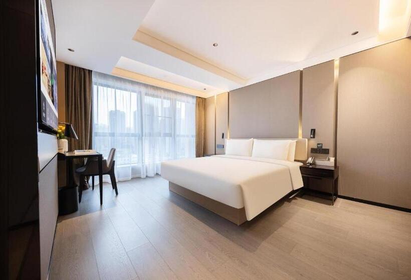 Atour Hotel Zhongshan Nantou Haiya Colorful City