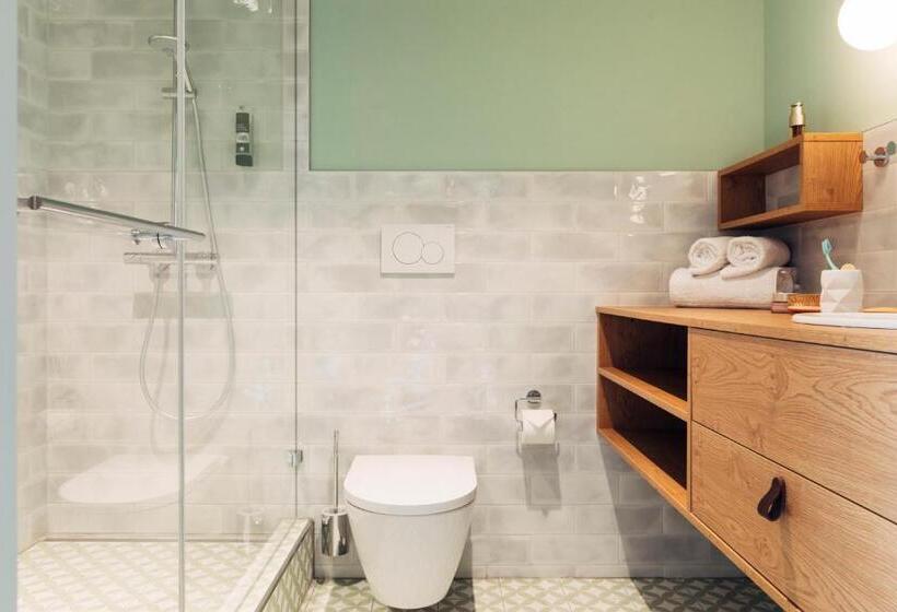 Harry S Home Lienz Hotel & Apartments