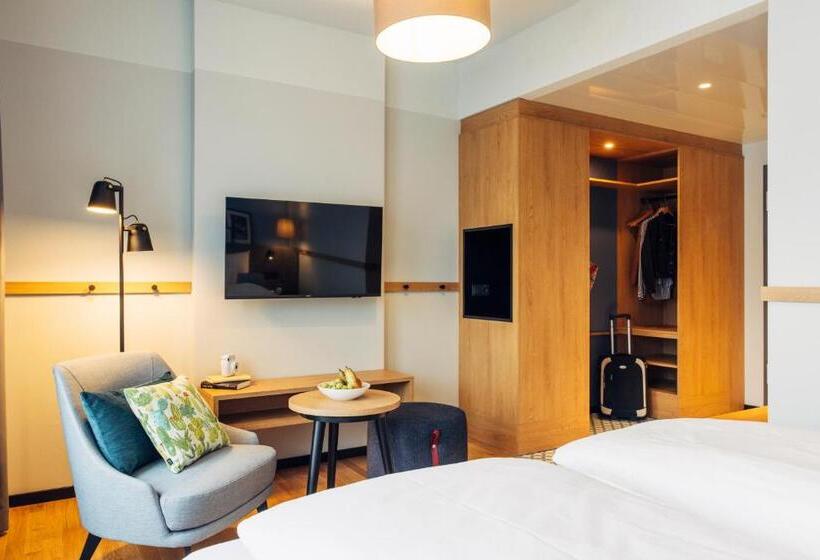Harry S Home Lienz Hotel & Apartments