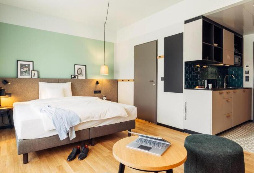 Harry S Home Lienz Hotel & Apartments