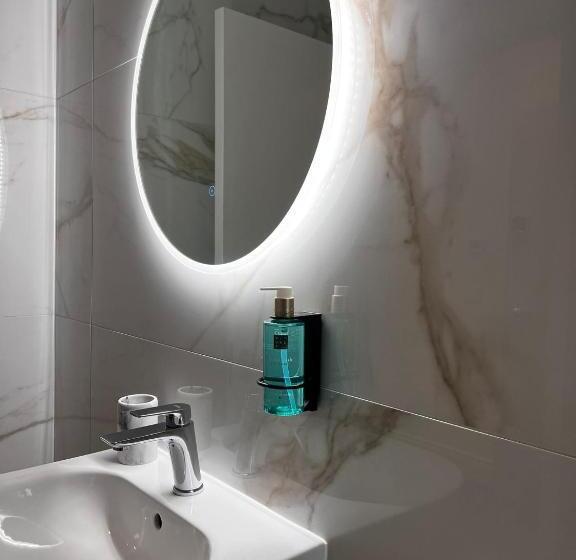 酒店 53 Luxury Rooms