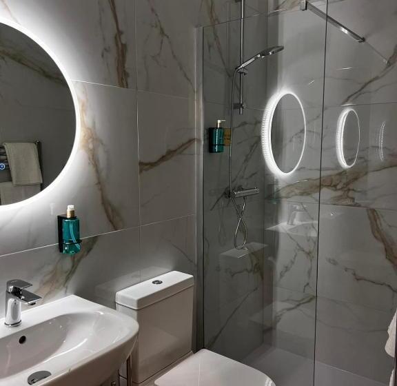 酒店 53 Luxury Rooms