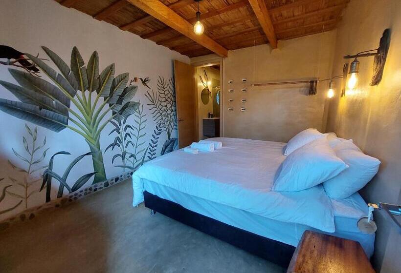 فندق Aracari Ecolodge