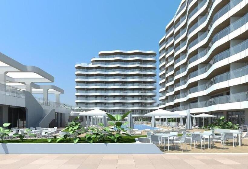 هتل Crowne Plaza Constanta   Mamaia Beach, An Ihg