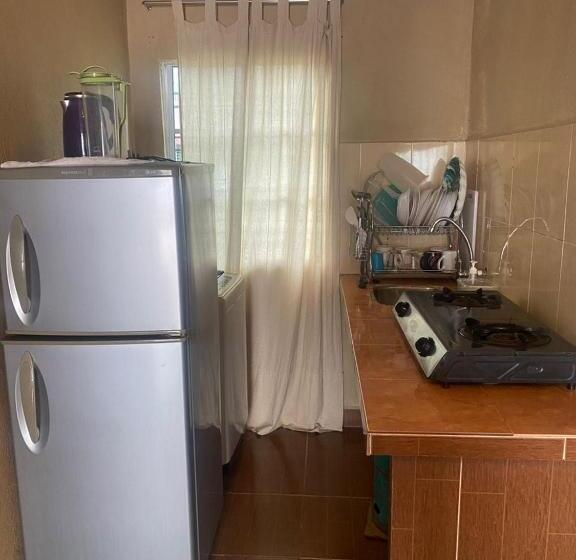 هتل Oyo 90910 Homestay D Lalang Inn