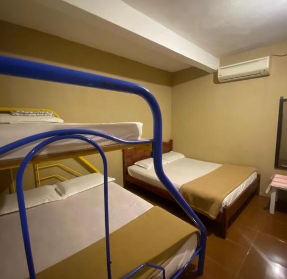 هتل Oyo 90910 Homestay D Lalang Inn