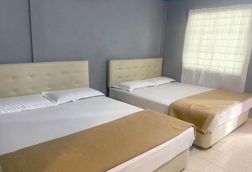 هتل Oyo 90910 Homestay D Lalang Inn