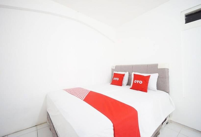 هتل Homestay & Cafe Blessings Near Station Center Town Redpartner