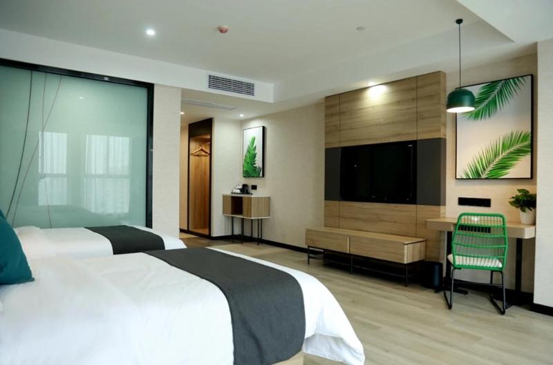 בית מלון כפרי Thank Inn Chain Fuyang Linquan Stadium