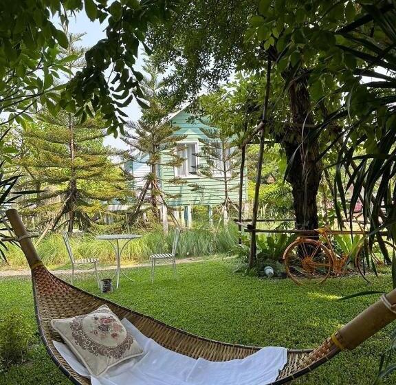 Peang Tara Cafe & Resort