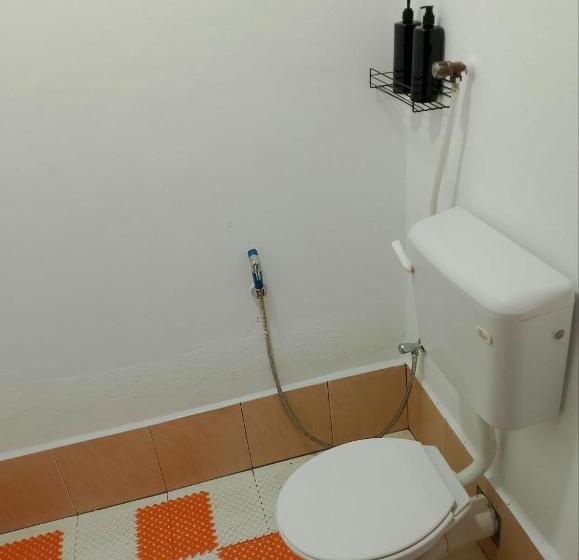 پانسیون Lawer Guesthouse