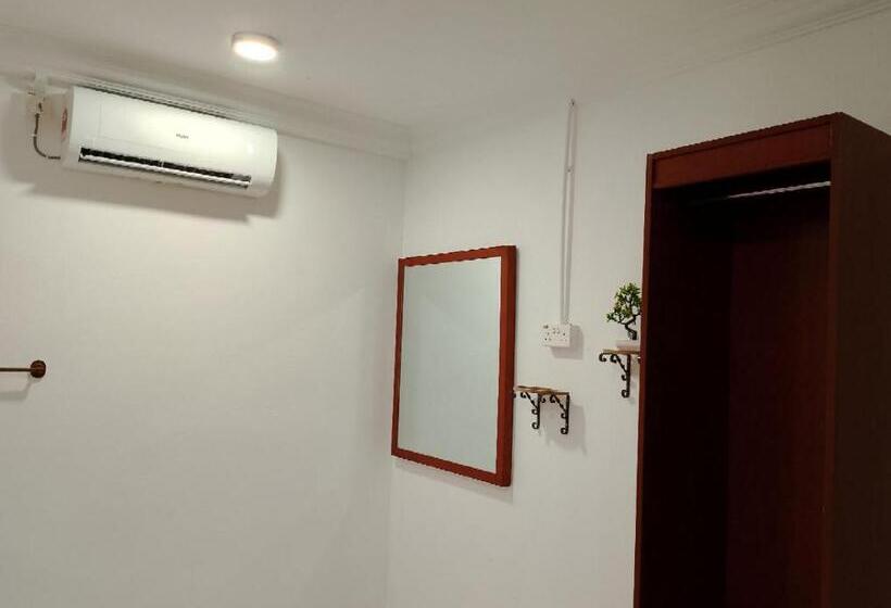پانسیون Lawer Guesthouse