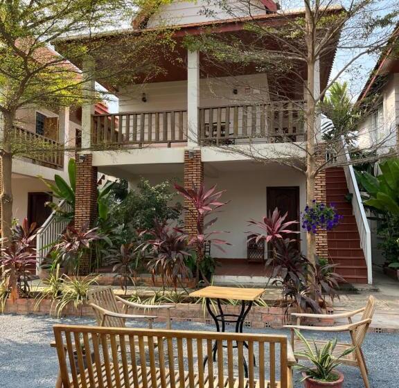 پانسیون Villa Pich Boutique With Fast Wifi Guesthouse & Free Gym Access