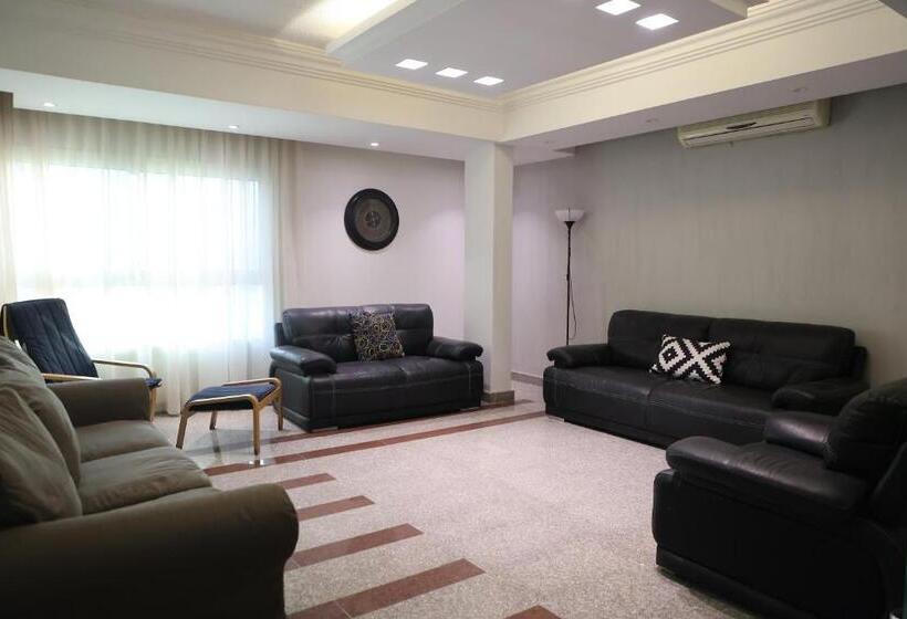 Sands Inn Hostel