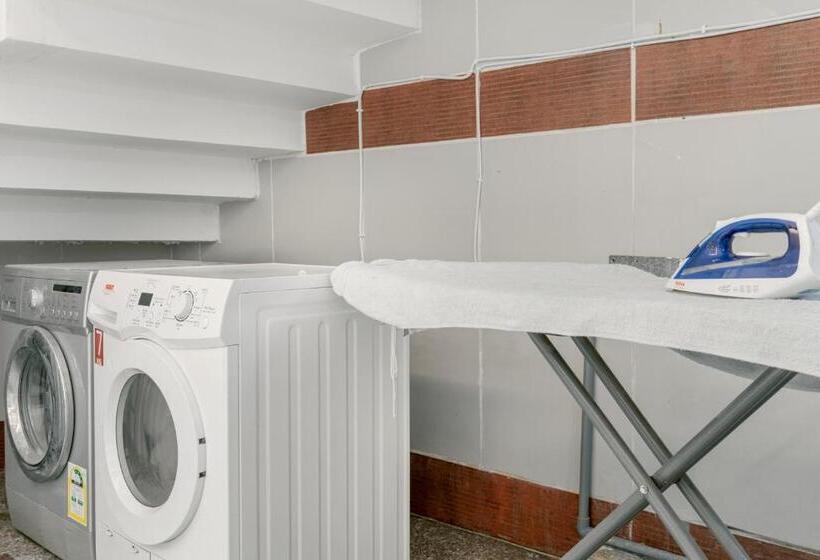 Sands Inn Hostel