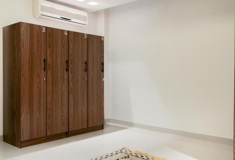 Sands Inn Hostel
