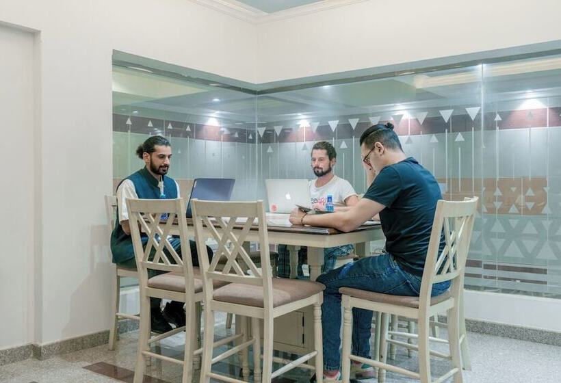 Sands Inn Hostel