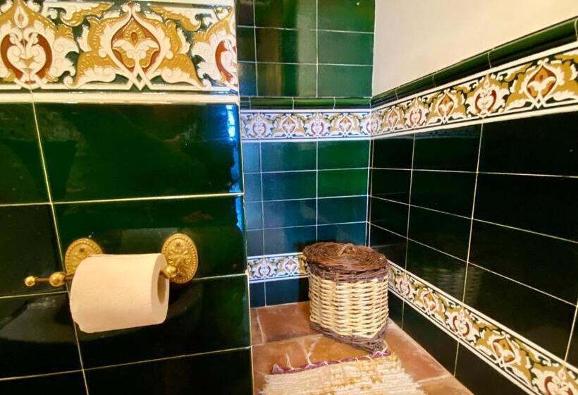 تختخواب و صبحانه La Rayuela Suites