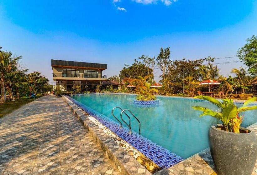 هتل Kampot Hill Lodge