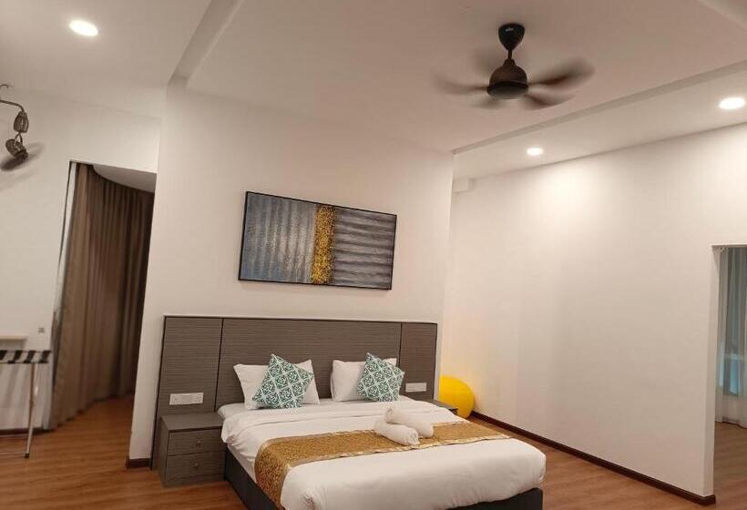 هتل Lestari Inn Residence