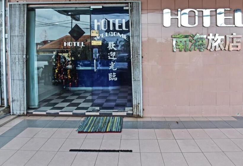 酒店 Oyo 90806 Rumah Tumpangan Laut Selatan