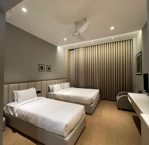 Отель Pride Resort, Rajkot