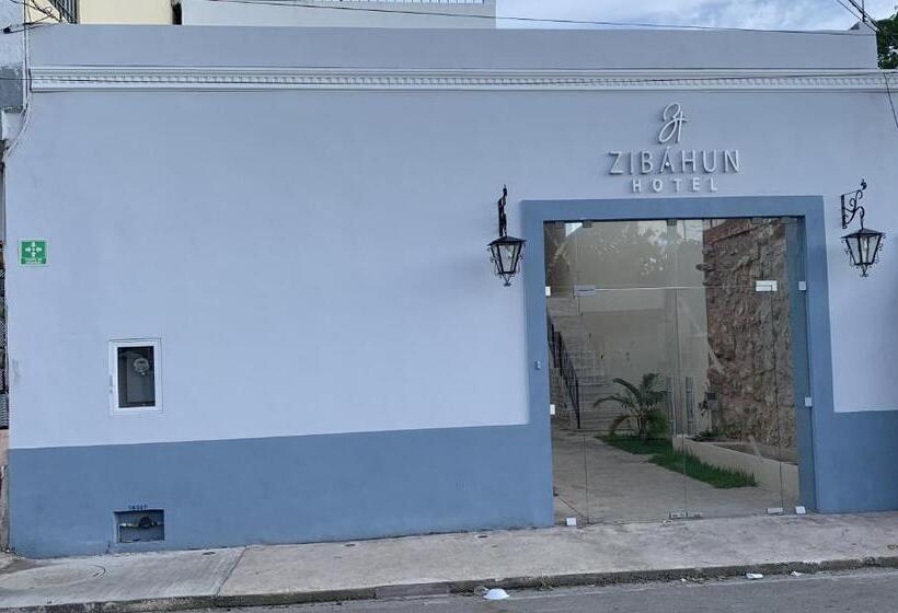 هتل Zibahún