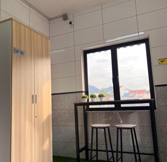 Общежитие Room2#ig Theme Bargainous#shared Bathroom#4pax#2min Kek Lok Si