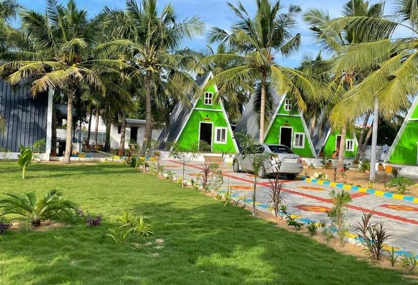 Greenleaf Resorts And Restaurant