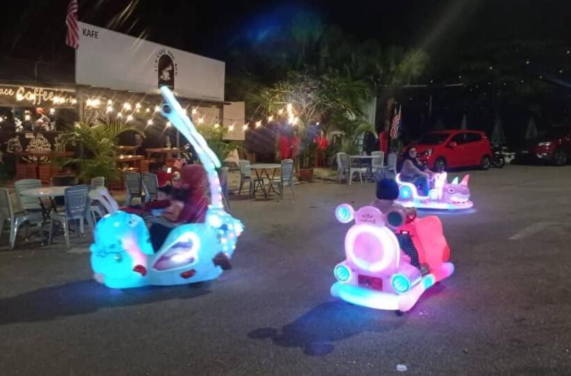 Отель Ariana 5 Minutes Bukit Indah 15 Minutes Legoland 20 Minutes Utm