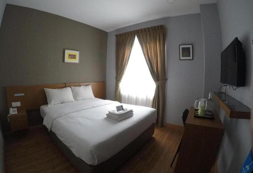 Отель Ariana 5 Minutes Bukit Indah 15 Minutes Legoland 20 Minutes Utm