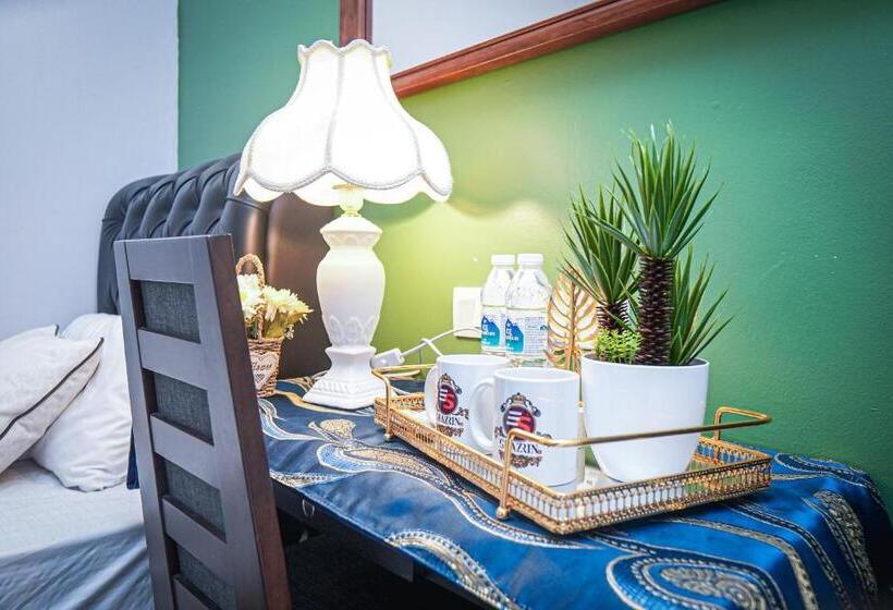 فندق Ghazrins Desaru