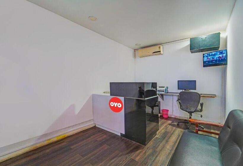 هتل Oyo Shree Balaji Residency
