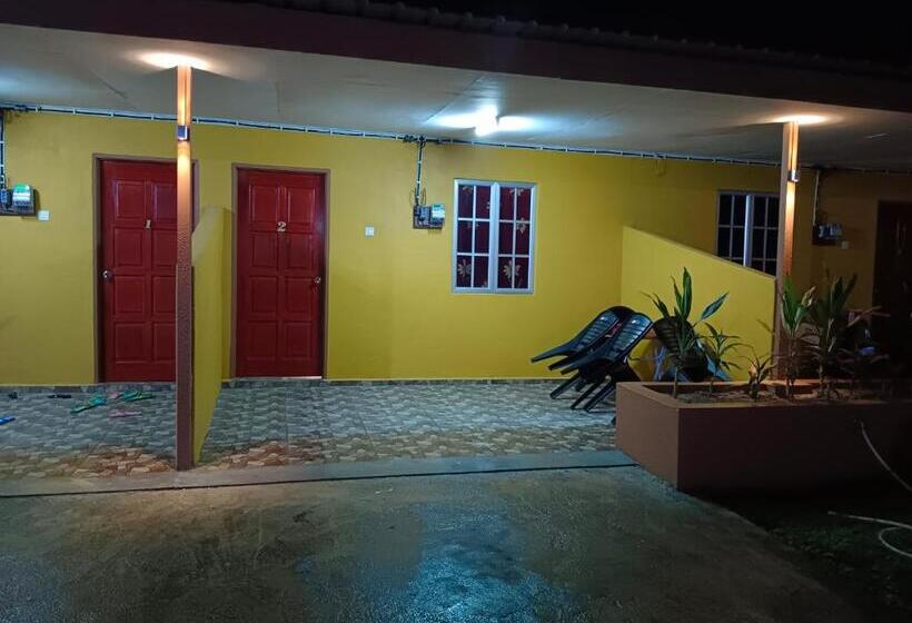 모텔 Alfa Roomstay