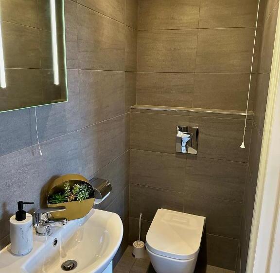 פנסיון Room With Private Bathroom/tv