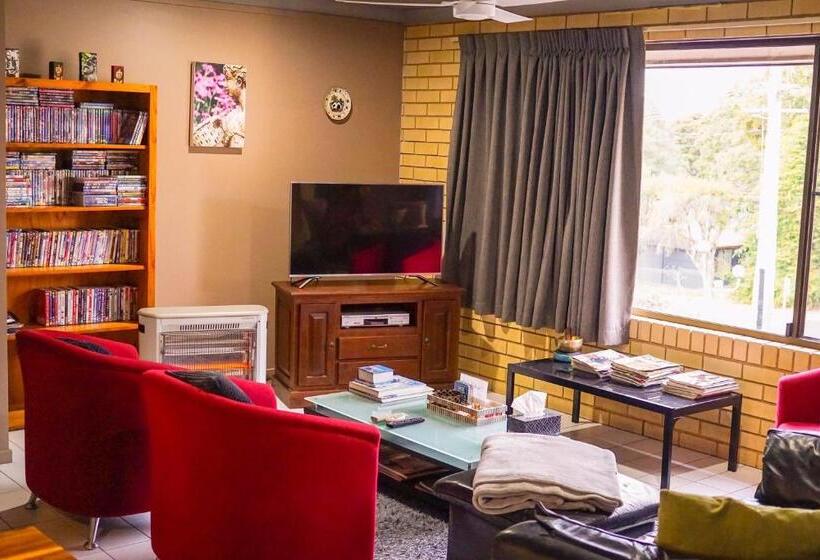 پانسیون The Edge Guest Rooms