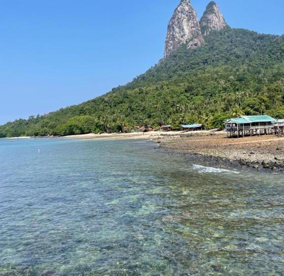 Курорт Mukut Coral Chalet