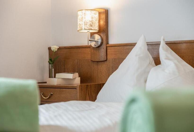 הוסטל Gasthof Pension Sandwirt