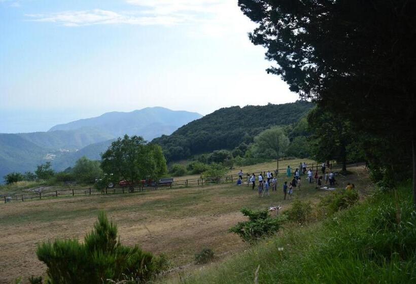 هتل Agriturismo Monte Pu