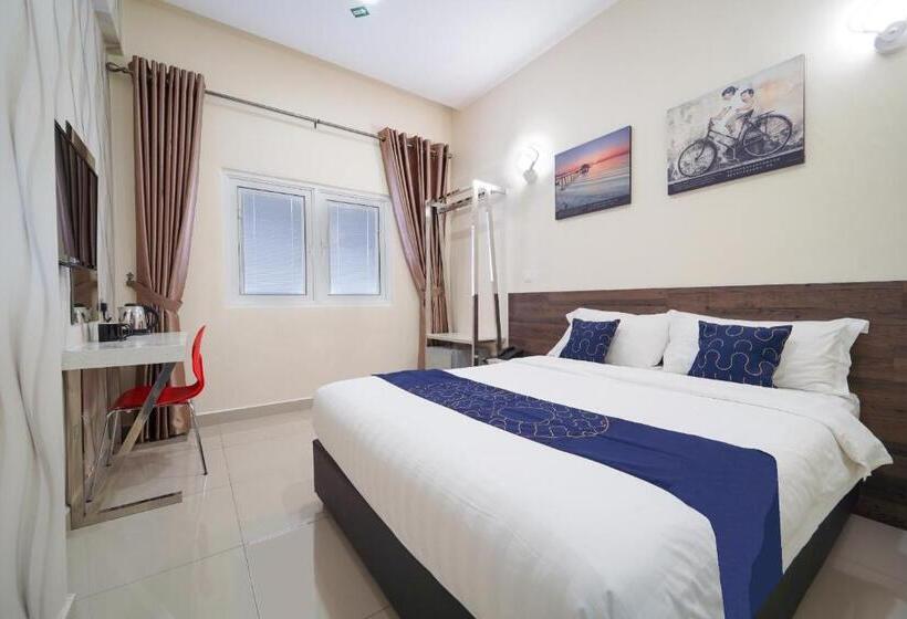 בית מלון כפרי Avatel Jelutong